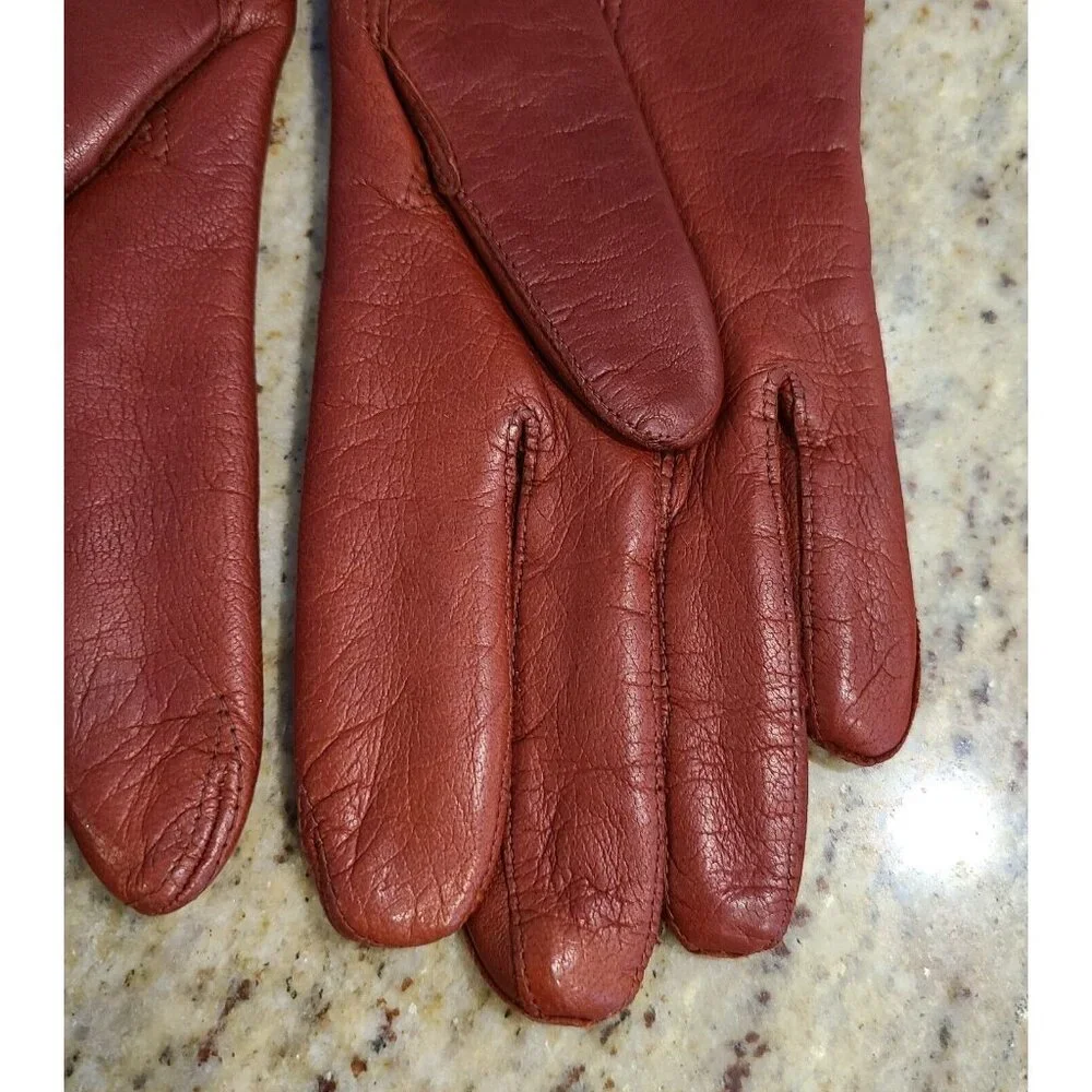 Vintage Size M Red Orange Soft Leather Knit Lined 8.5
